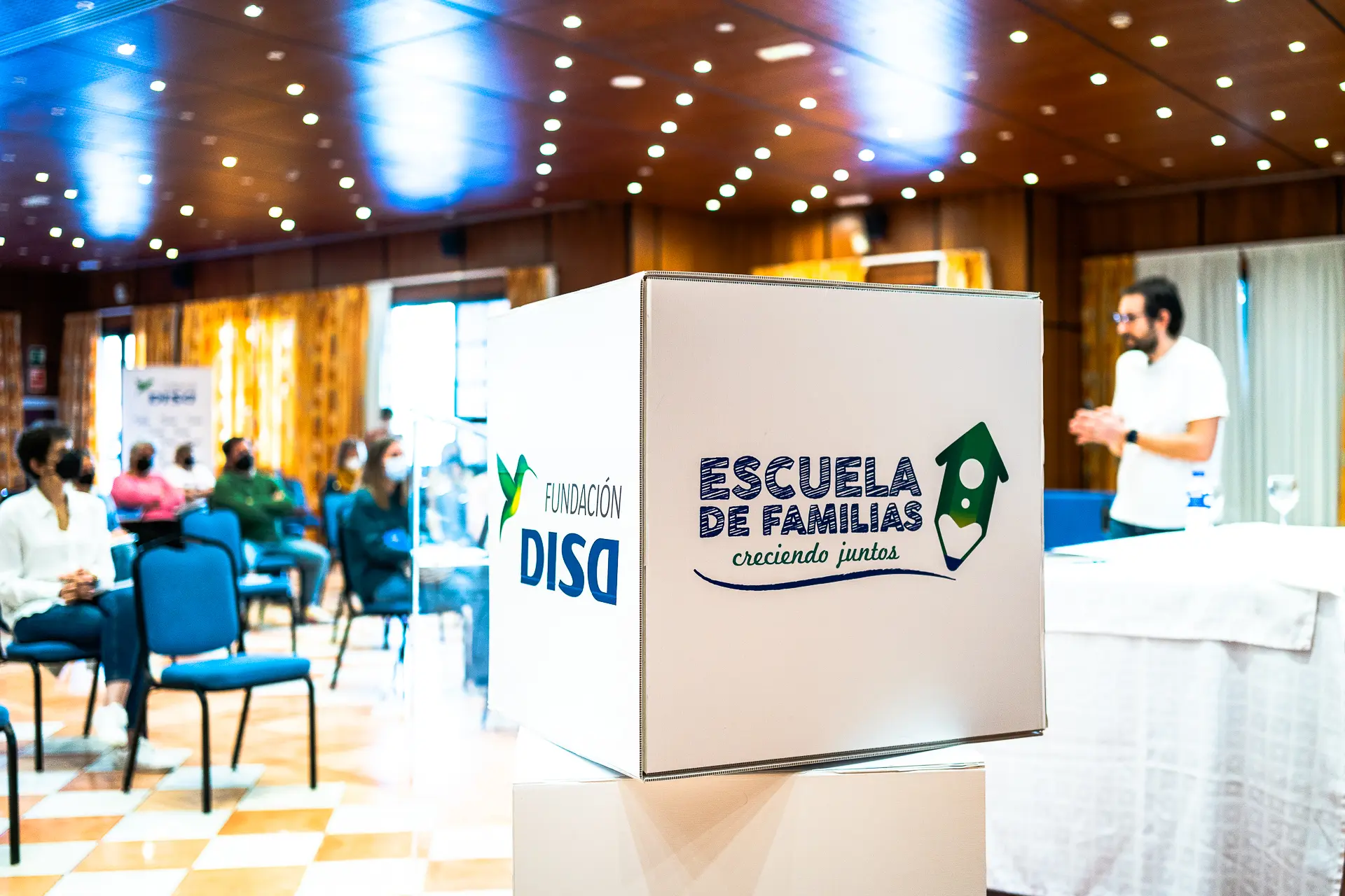 Logo Escuela